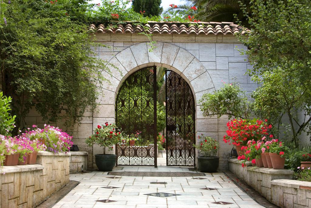 Les Arbousiers Hotel Ceret Luaran gambar